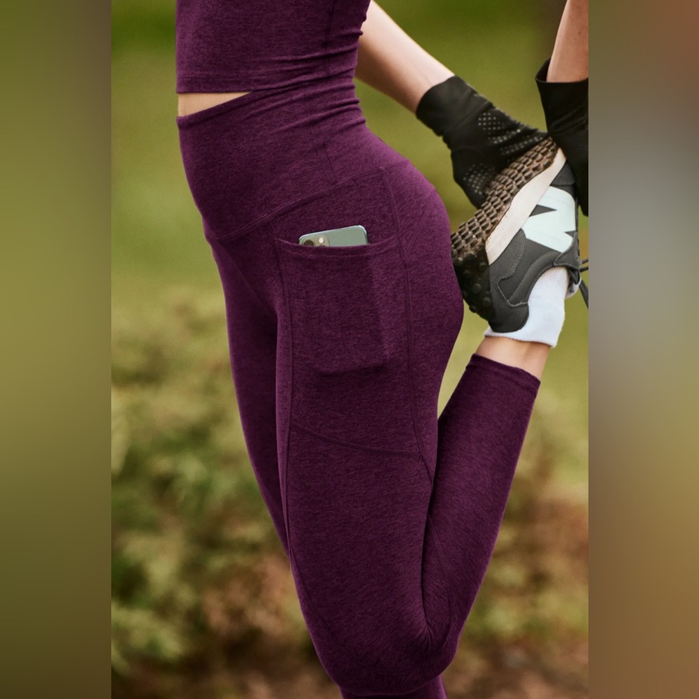 Beyond Yoga- Spacedye Equipped Pocket Midi Legging